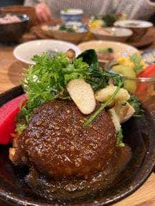 くらとくり