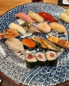 鮨 瑠璃