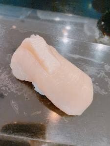 STANDING SUSHI BAR 縁戸 女満別空港店