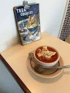 McLean-GOOD OL'PARLOR-