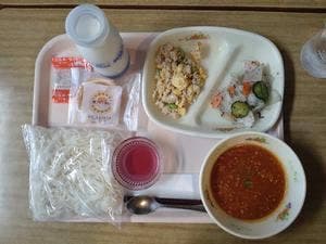 給食カフェHUNGRY