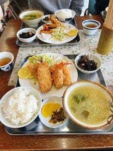 食堂 徳市