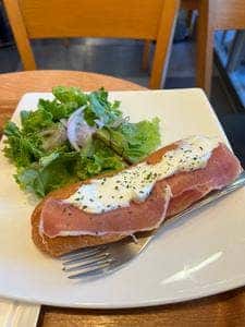 NEW YORKER'S Cafe 駿河台4丁目店