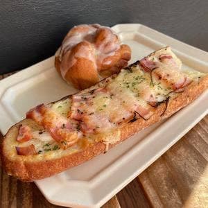 Bistro Bakery Tatsumi