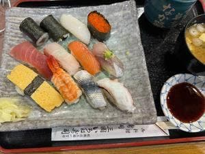 三園 いろは寿司