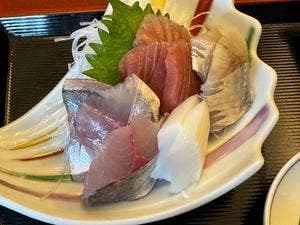つねとら