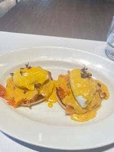 TWO ROOMS CAFÉ GRILL BAR 日本橋