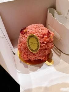 ラデュレ日比谷店