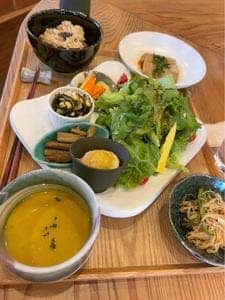 お野菜クリニック とまりこ食堂
