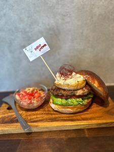 BURGER CAMPBOYA