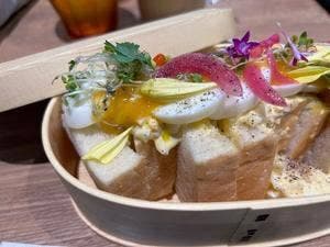 CAFE LOUNGE mosuke