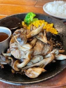 肉バルブッチャーズ 八百八 御茶ノ水店