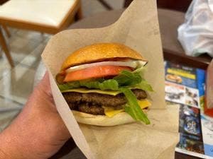 ファーストキッチン 菖蒲モラージュ店