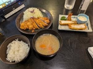 とんかつ にいむら 本店