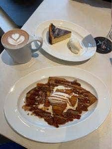 CAFÉ&BAR B