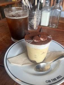 カフェ レストラン バー オンザヒル