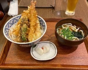 椿すずめ グランエミオ所沢店