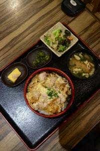 三日月 新宿西口店