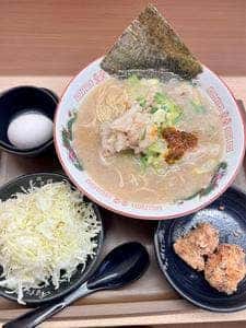 伝説のすた丼屋 イオンタウン稲城長沼店