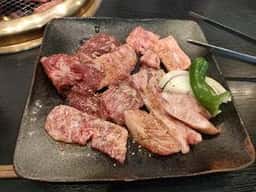焼肉 やまと 伊川谷店