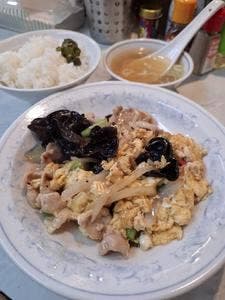 町中華 あがっ亭