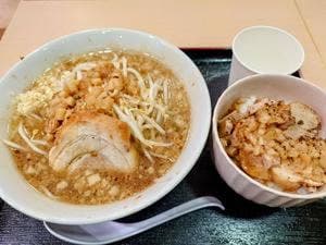 夢みてなんぼ 西町店