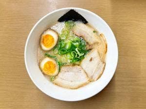 名代ラーメン亭 博多駅地下街店