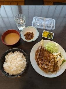 さかなや食堂