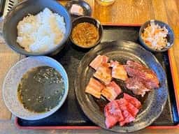 ほるもん やな川
