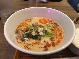 中華バルサワダ KITTE大阪店