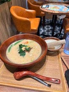 虎子担々
