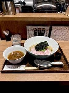 横浜 らぁ麵 めだか堂