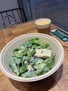 CRISP SALAD WORKS 新宿三井ビル店