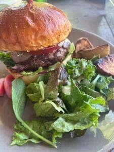 EAT GOOD PLACE