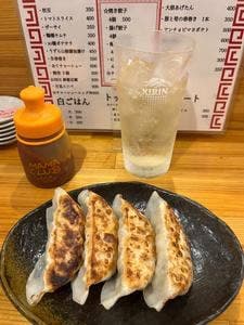 餃子とチャーシュー エソラ