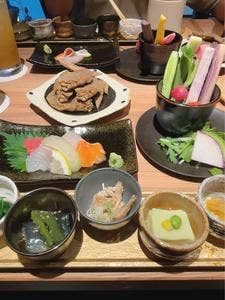 山 ワンランク上の世界の山ちゃん 赤坂見附店