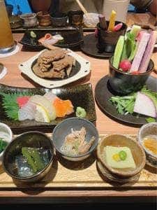 山 ワンランク上の世界の山ちゃん 赤坂見附店