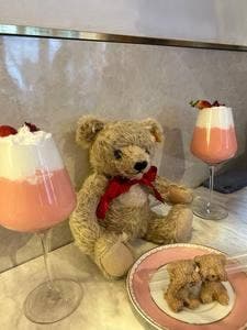 HAUTE COUTURE CAFE OMOTESANDO