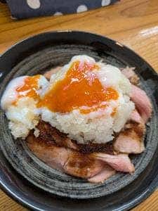 八王子ローストポーク丼の店