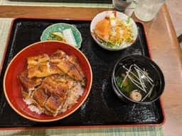 鰻屋 かざん