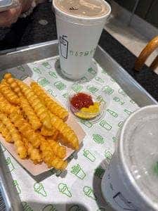Shake Shack ミナモア広島店