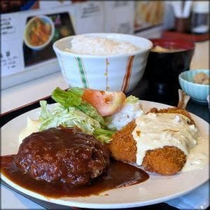 天ぷら・お食事処 つくし