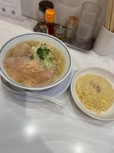 らーめん鱗 茨木店