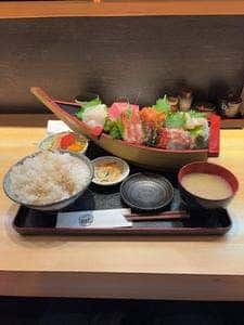 刺身屋新太郎 本店