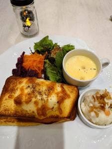 Q-pot CAFE. 日比谷シャンテ店