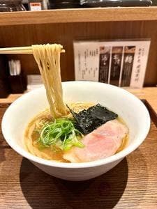 横浜 らぁ麵 めだか堂