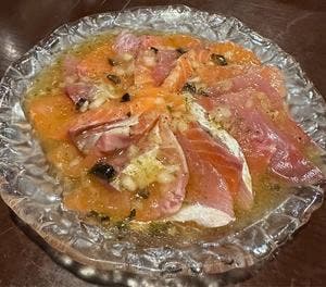 カフェ&バー ナナ・マール