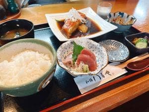 和膳八百や
