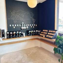 KADOKAWA CRAFT ROASTERY & CAFE