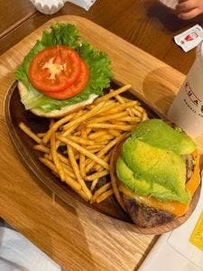 KUA`AINA ららぽーと横浜店